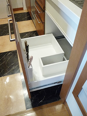 食洗器交換でもお気に入りのキッチンはそのままで　品川区K様邸